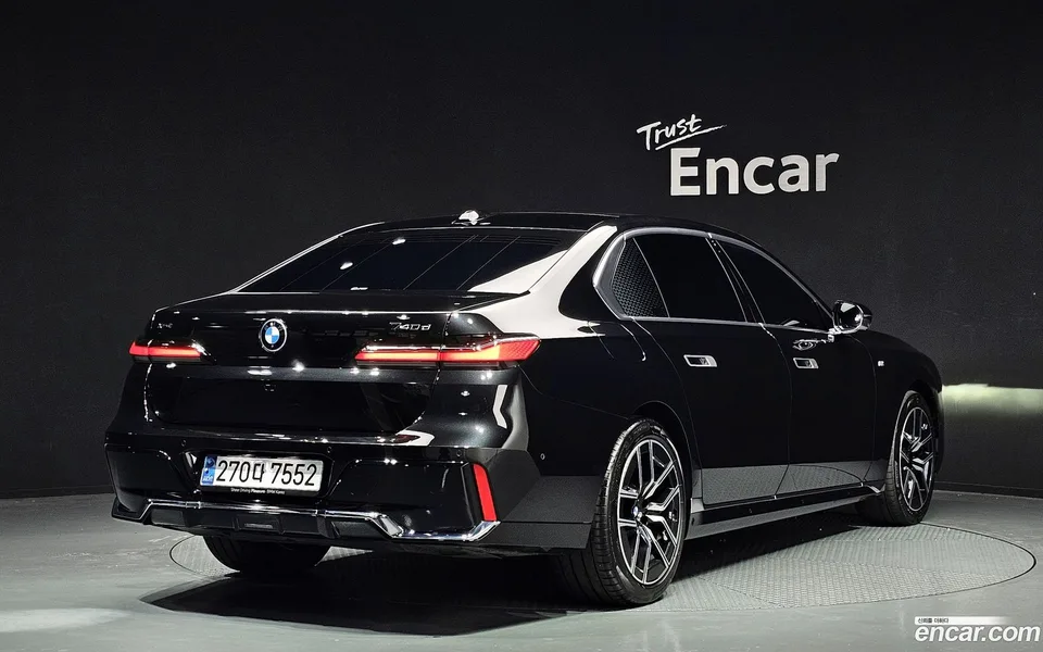 BMW 7 Series 740d xDrive M 2025 — миниатюра 2