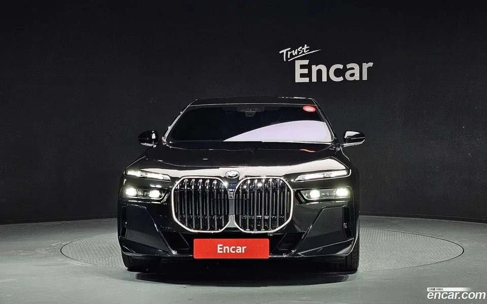BMW 7 Series 740d xDrive M 2025 — миниатюра 3