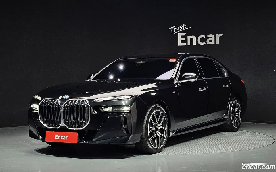 BMW 7 Series 740d xDrive M 2025 — фото 1, купить с доставкой в Москву