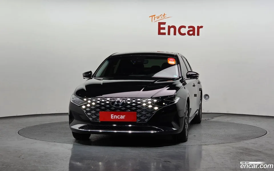 Hyundai Grandeur IG Hybrid 2022 — миниатюра 3