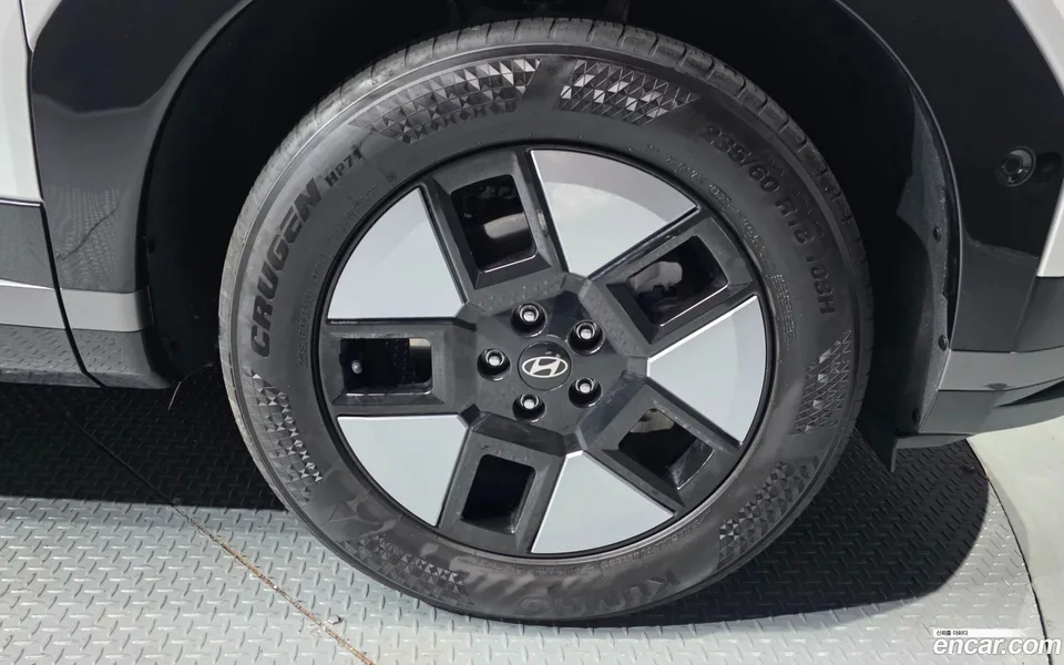 Hyundai SantaFe HEV 1.6 2WD 2023 — миниатюра 5