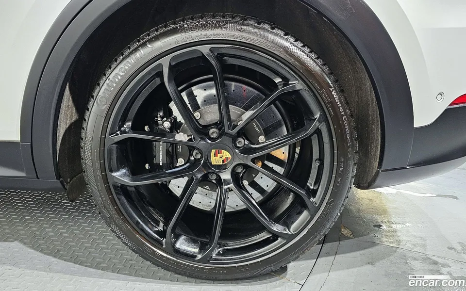 Porsche Cayenne 4.0 GT 2023 — миниатюра 5