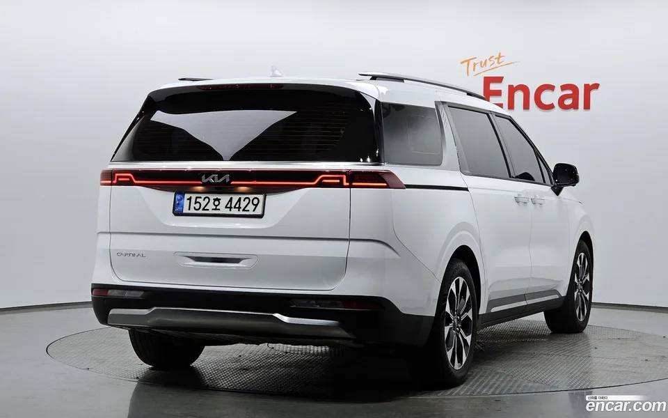 Kia Carnival 9 2022 — миниатюра 2