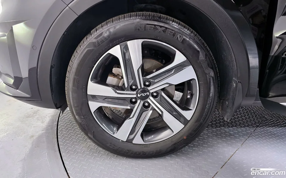 Kia Sorento HEV 1.6 2WD 2022 — миниатюра 5