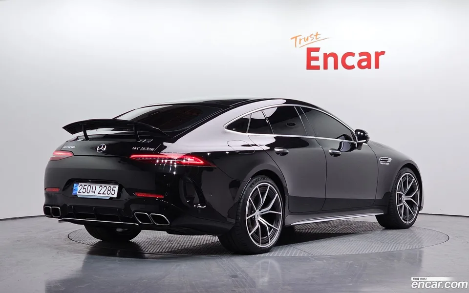 Mercedes-Benz AMG GT 4 63 S 4MATIC+ 2023 — миниатюра 2