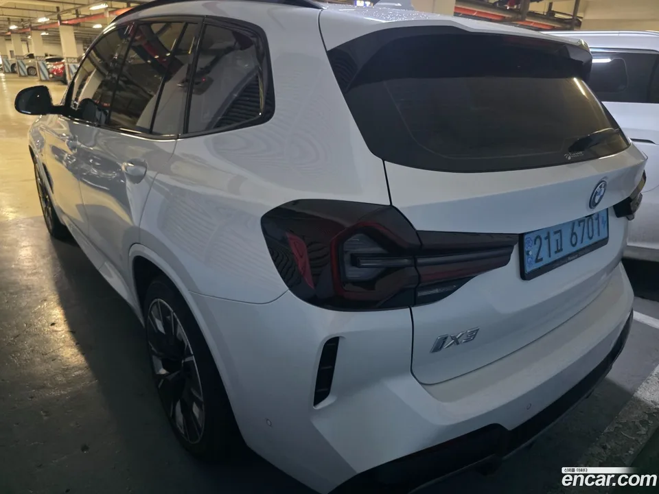 BMW iX3 M 2024 — миниатюра 4