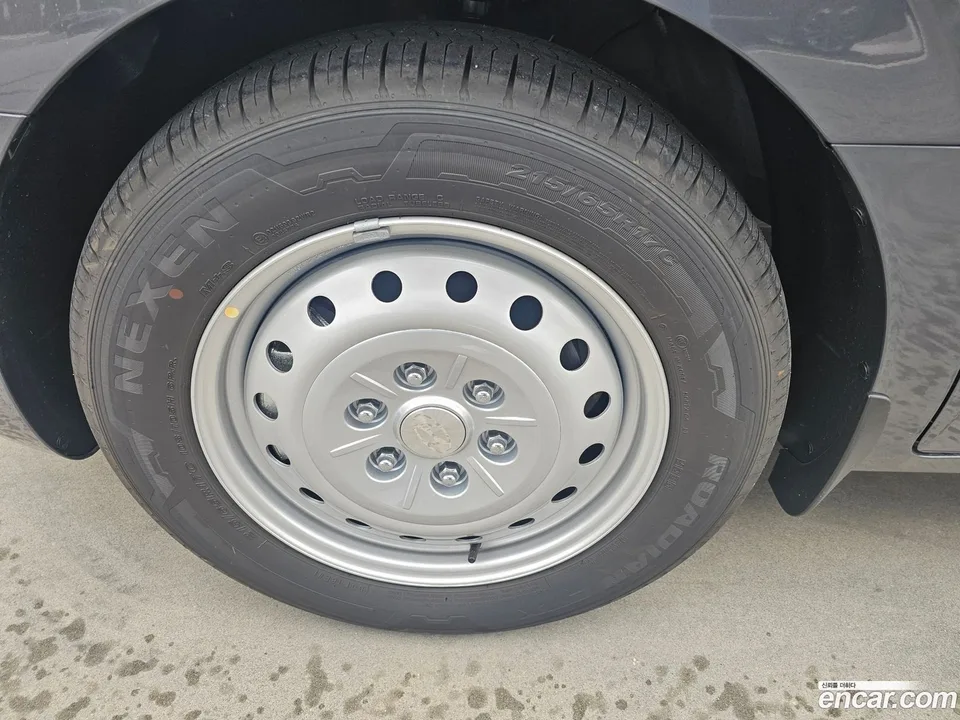 Hyundai Staria 3 2025 — миниатюра 5