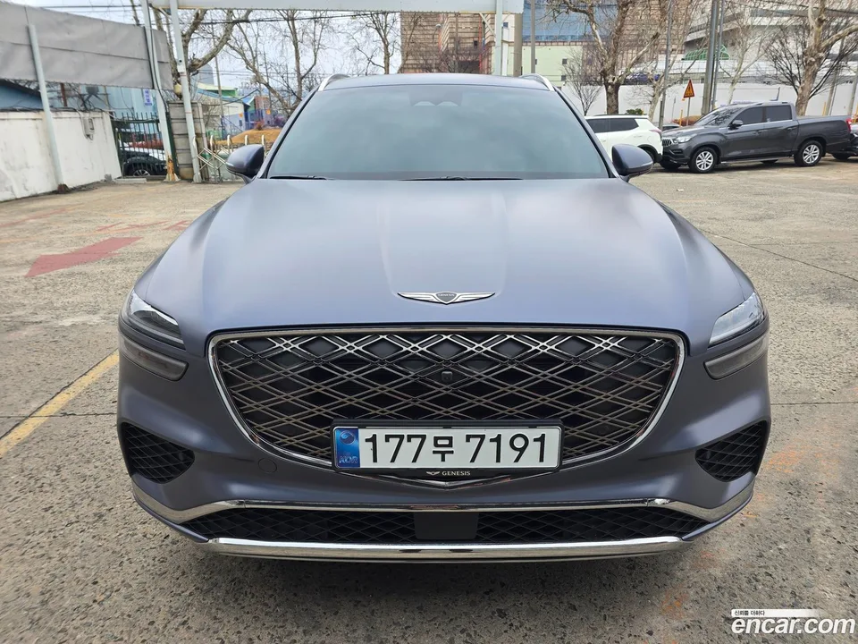 Genesis GV70 2.5T 2WD 2024 — миниатюра 2