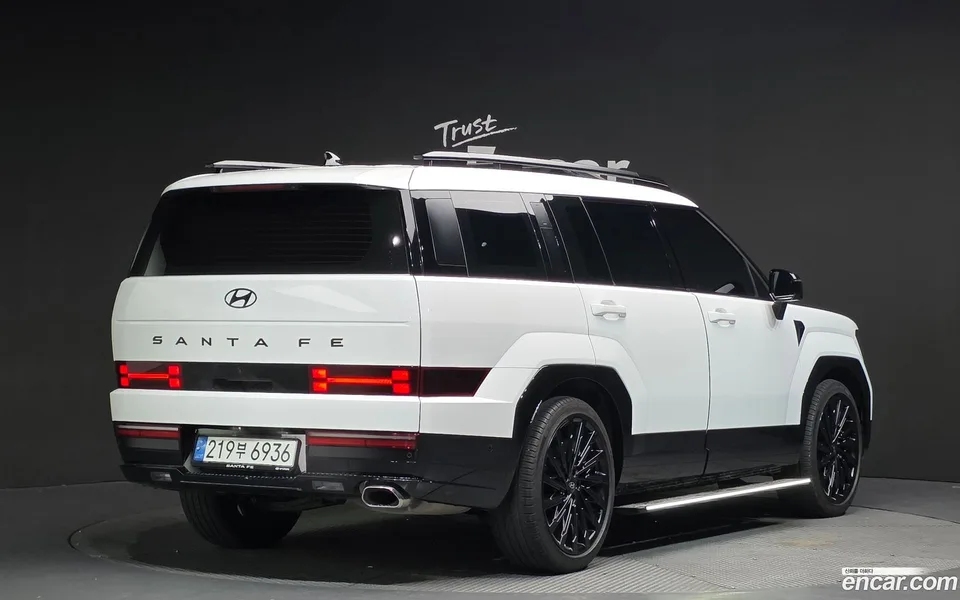 Hyundai SantaFe 2.5T 2WD 2023 — миниатюра 2