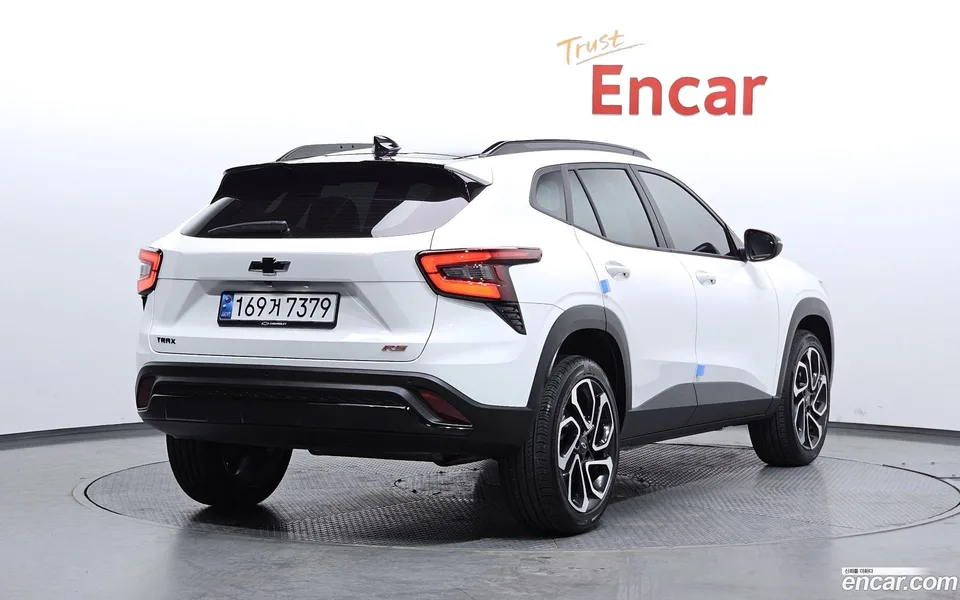 Chevrolet Trax Crossover 1.2 RS 2024 — миниатюра 2