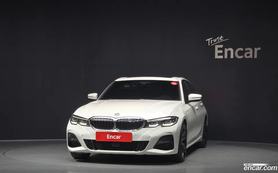 BMW 3 Series 320i M 2022 — миниатюра 3