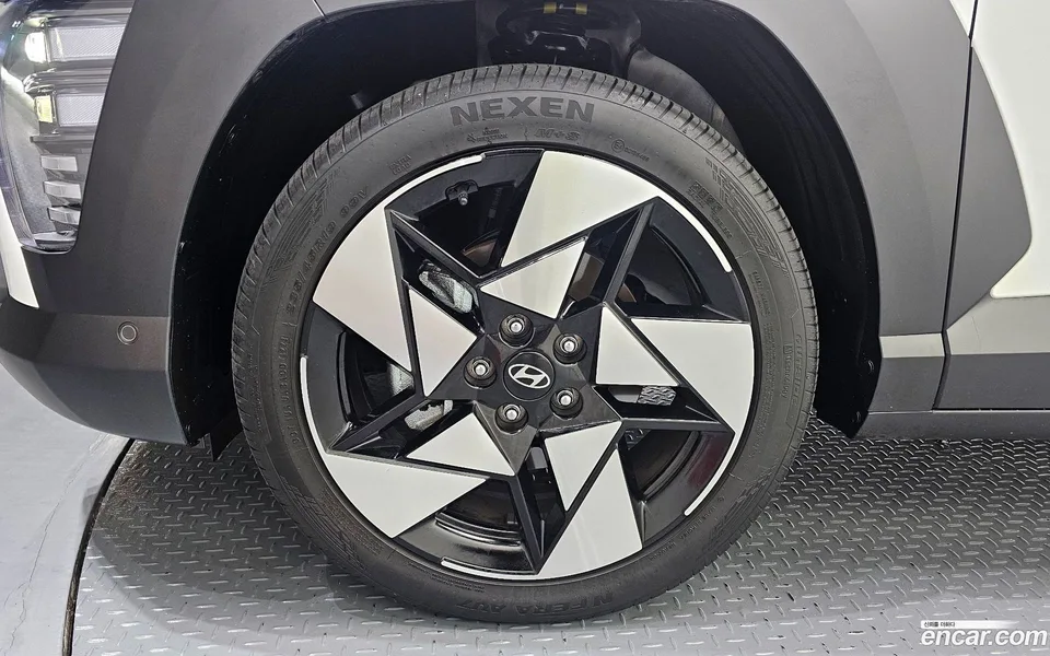 Hyundai Kona 1.6 2WD 2024 — миниатюра 5