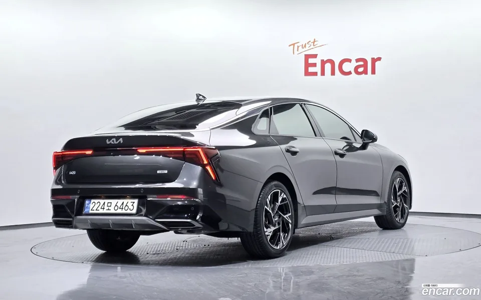 Kia K5 Hybrid 2024 — миниатюра 2