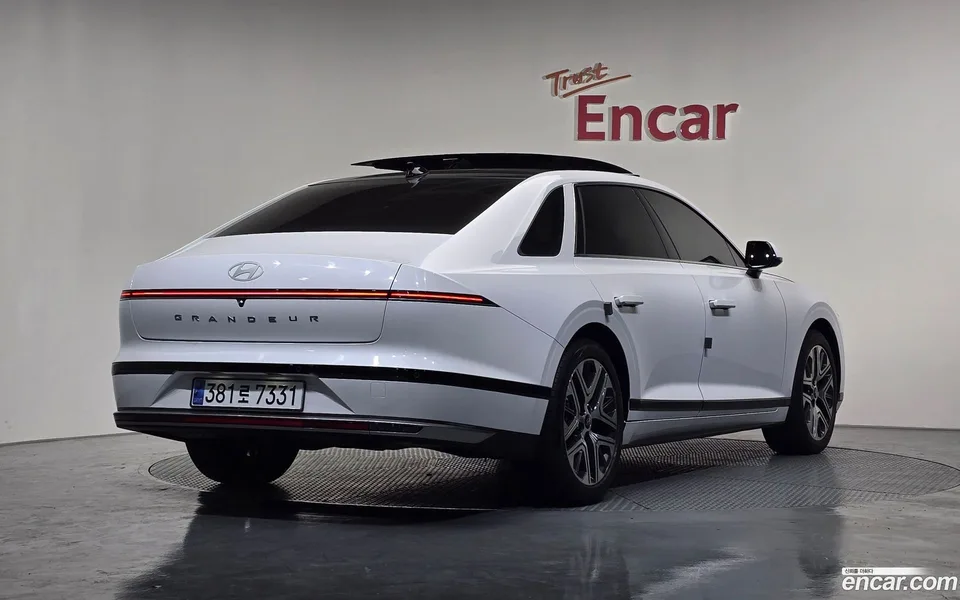 Hyundai Grandeur Hybrid 2024 — миниатюра 2