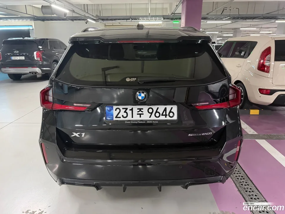 BMW X1 sDrive 20i M 2023 — миниатюра 4