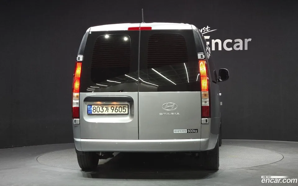 Hyundai Staria HEV 1.6 5 2024 — миниатюра 4