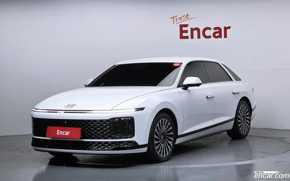 Hyundai Grandeur Hybrid 2023 — фото 1, купить с доставкой в Москву