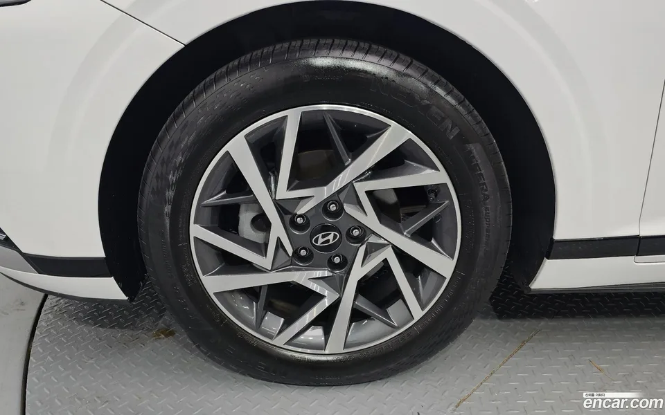 Hyundai Grandeur Hybrid 2023 — миниатюра 5