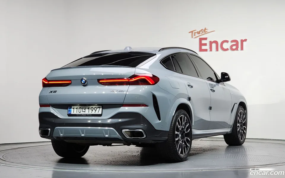 BMW X6 xDrive40i M 2025 — миниатюра 2