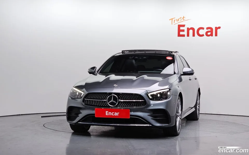 Mercedes-Benz E-Class E350 4MATIC AMG Line 2022 — миниатюра 3