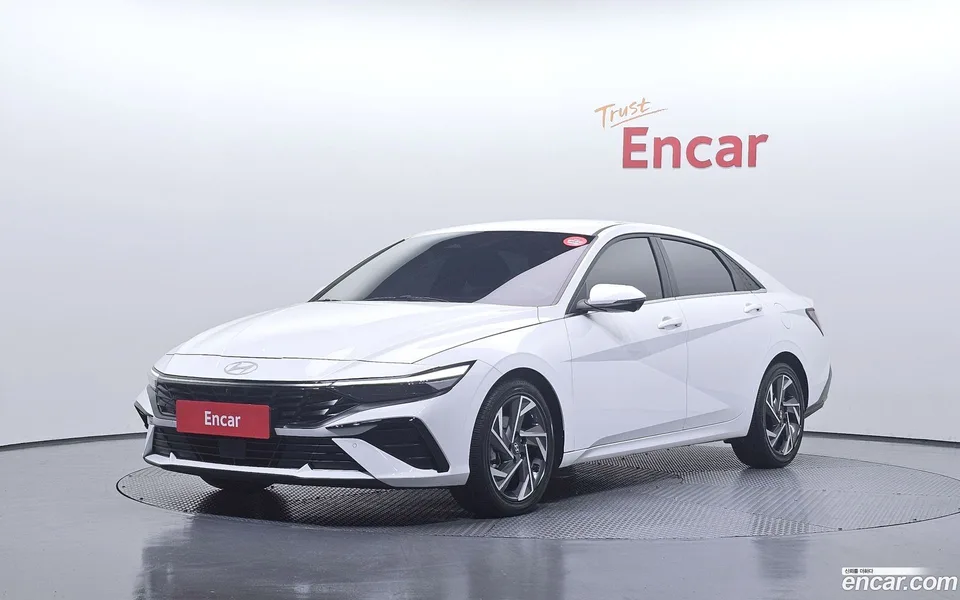 Hyundai Avante CN7 1.6 2024 — фото 1, купить с доставкой в Москву