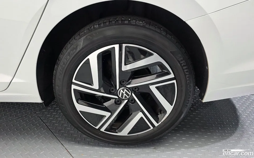 Volkswagen Jetta 1.5 TSI 2022 — миниатюра 5