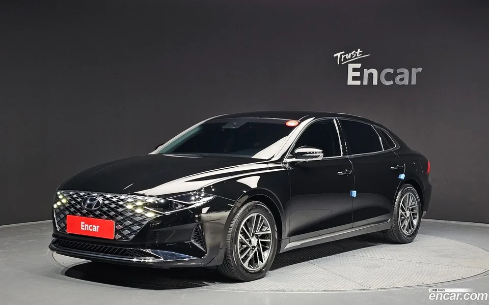 Hyundai Grandeur IG 2.5 2022 — фото 1, купить с доставкой в Москву