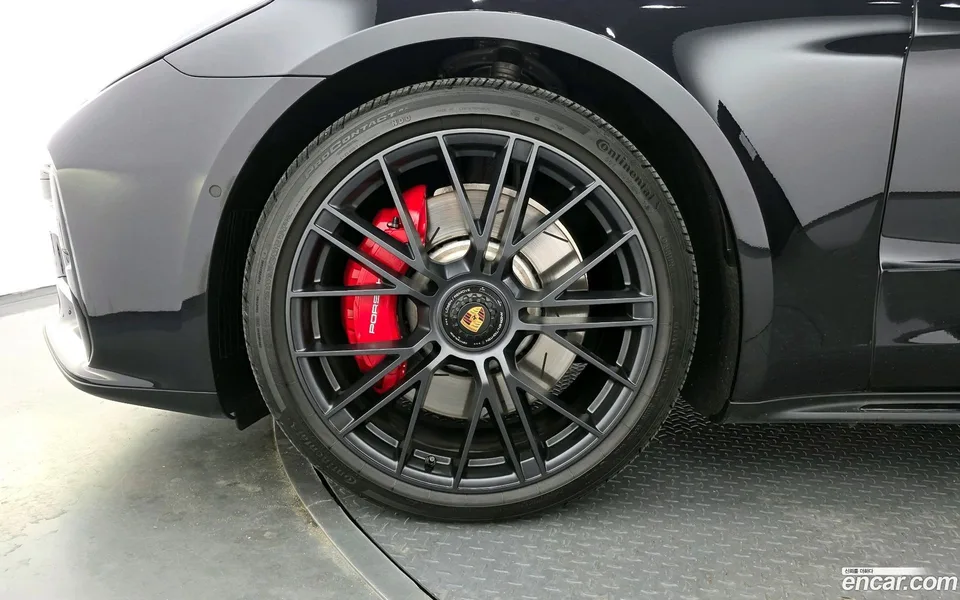 Porsche Panamera (976) 4.0 GTS 2025 — миниатюра 5