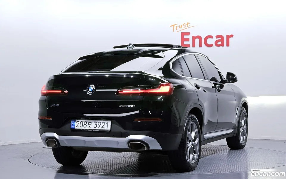 BMW X4 xDrive20i xLine 2023 — миниатюра 2