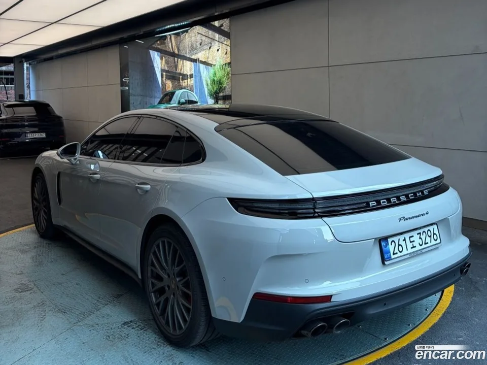 Porsche Panamera (976) 2.9 AWD 2025 — миниатюра 2