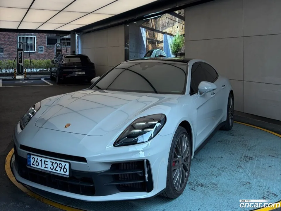 Porsche Panamera (976) 2.9 AWD 2025 — фото 1, купить с доставкой в Москву