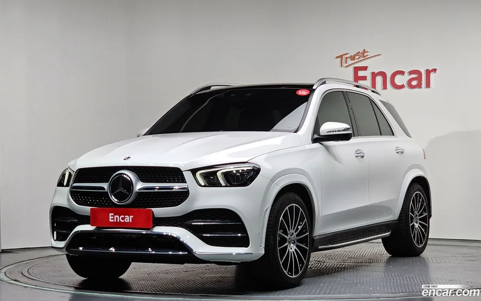 Mercedes-Benz GLE-Class GLE450 4MATIC 2023 — фото 1, купить с доставкой в Москву
