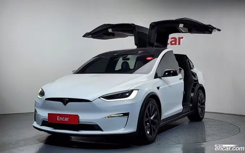 Tesla Model X 2023 купить в Москве
