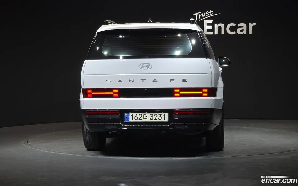 Hyundai SantaFe HEV 1.6 2WD 2023 — миниатюра 4