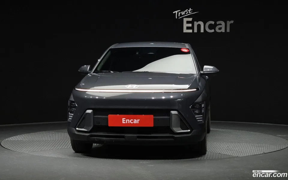 Hyundai Kona Hybrid 2023 — миниатюра 3