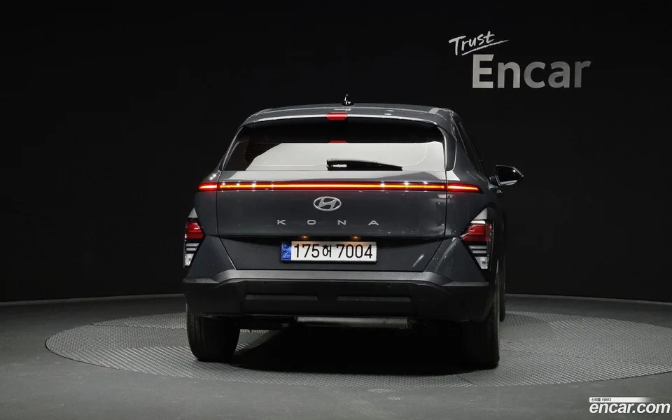 Hyundai Kona Hybrid 2023 — миниатюра 4