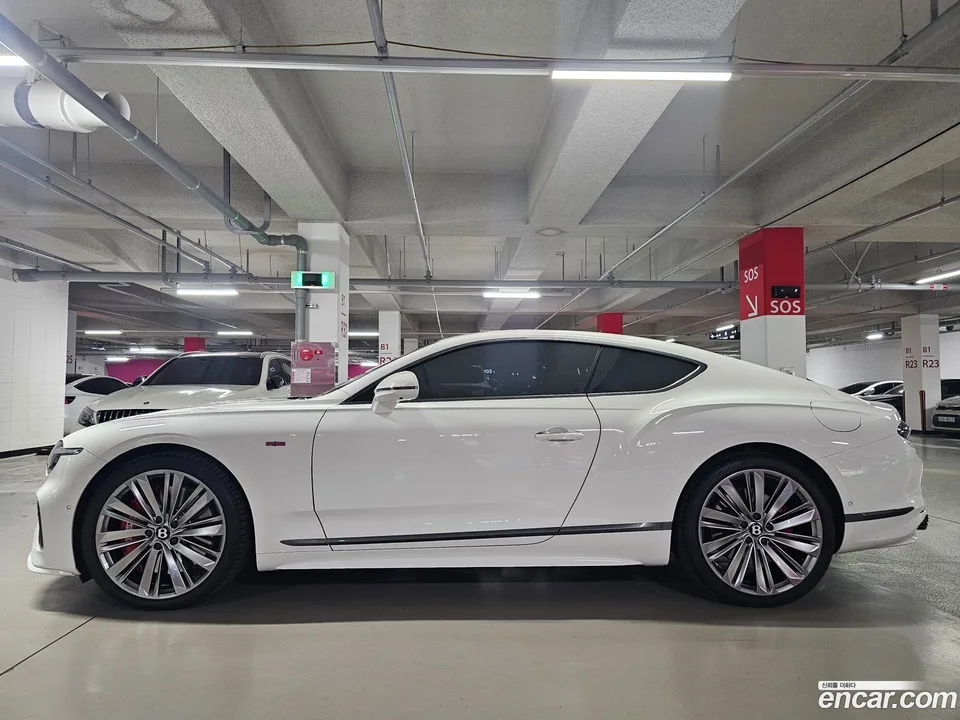 Bentley Continental GT 4.0 GT 2025 — миниатюра 5