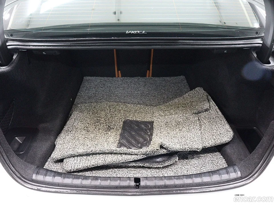 BMW 5 Series 520i M 2023 — миниатюра 5