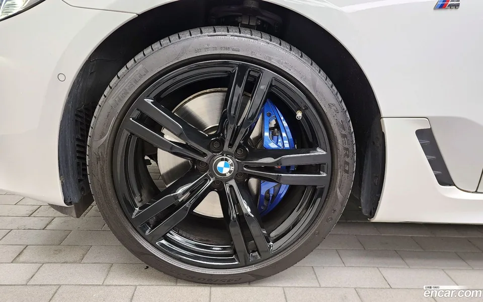 BMW 6 Series GT 630i xDrive M 2022 — миниатюра 5