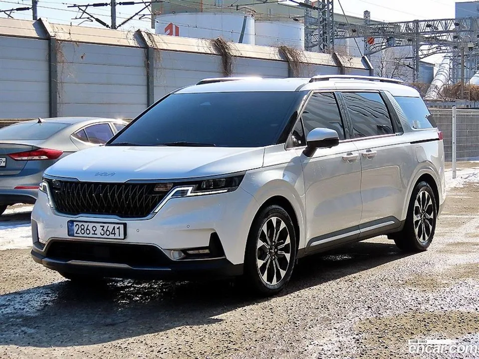 Kia Carnival 7 2022 — миниатюра 2