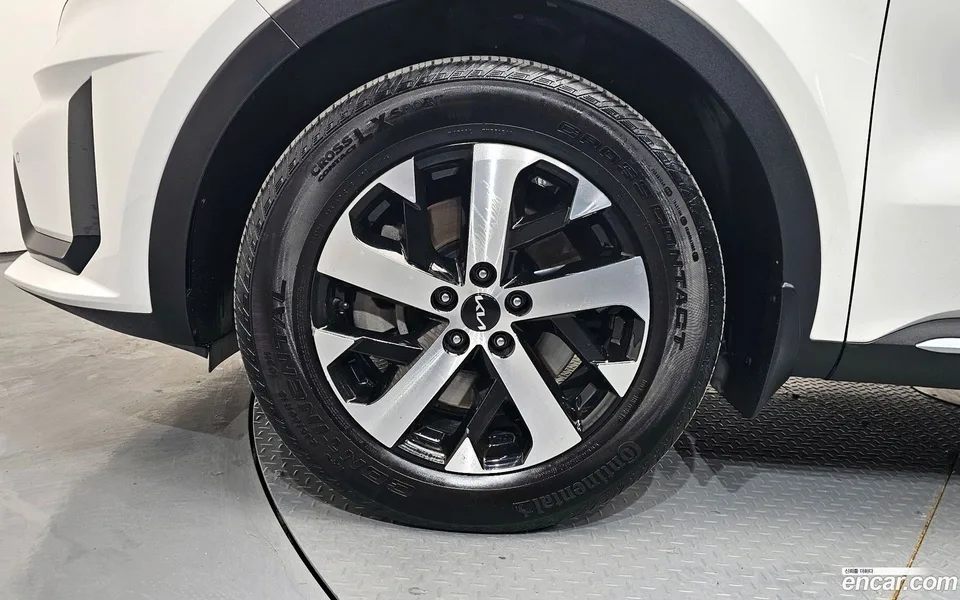 Kia Sorento 2.5T 2WD 2023 — миниатюра 5