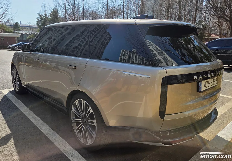 Land Rover Range Rover P530 AB LWB 2023 — миниатюра 2