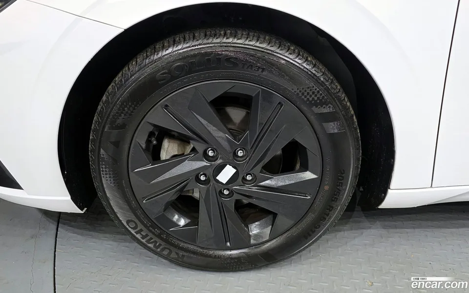Hyundai Avante 1.6 2023 — миниатюра 5