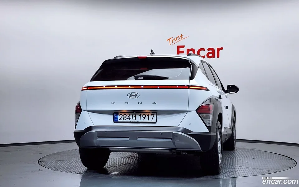 Hyundai Kona 1.6 2WD 2023 — миниатюра 4