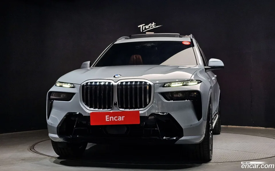 BMW X7 xDrive 40d M 6 2025 — миниатюра 3
