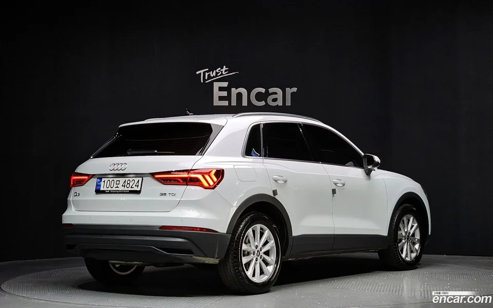 Audi Q3 35 TDI 2023 — миниатюра 2