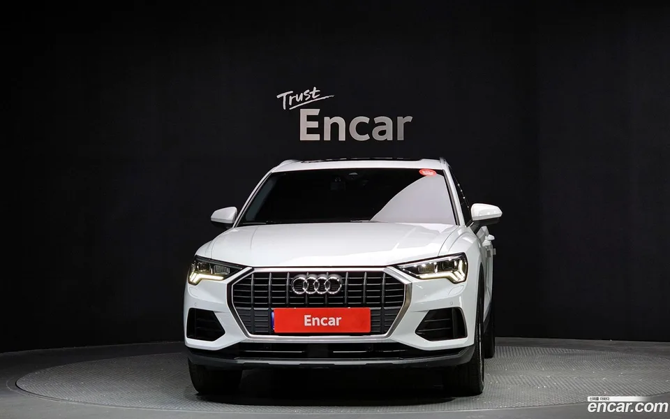 Audi Q3 35 TDI 2023 — миниатюра 3