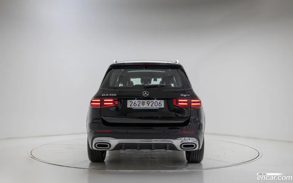 Mercedes-Benz GLB-Class GLB250 4MATIC 2025 — миниатюра 4