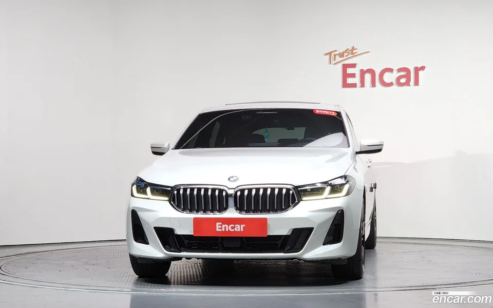 BMW 6 Series GT 630i xDrive M 2022 — миниатюра 3