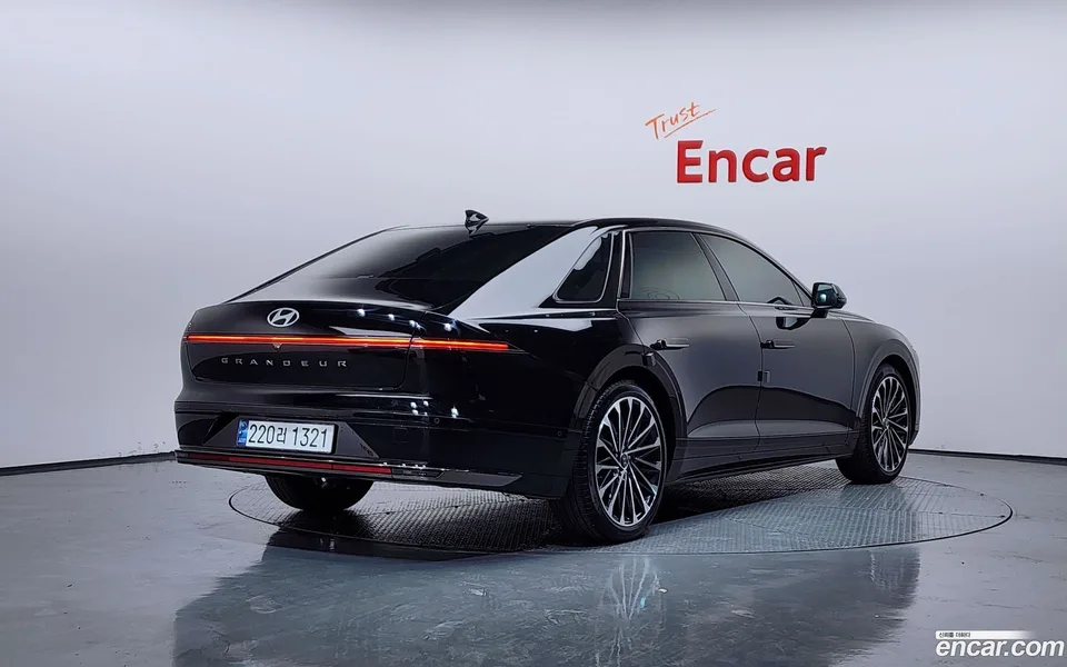 Hyundai Grandeur 2.5 2WD 2024 — миниатюра 2